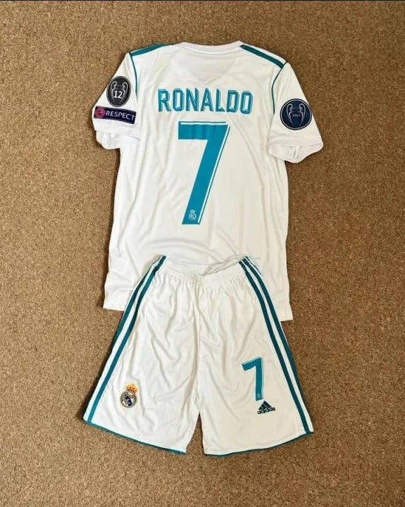 Ronaldo Real Madrid Kit™