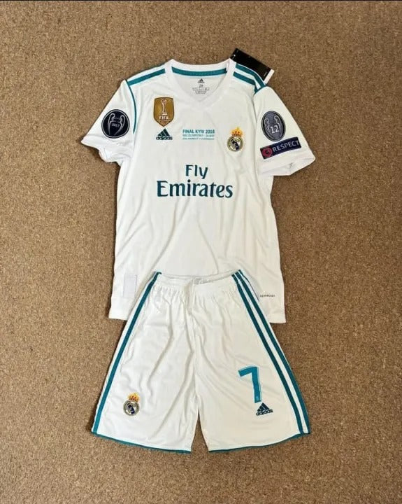 Ronaldo Real Madrid Kit™