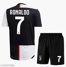 Ronaldo Juventus Kit™